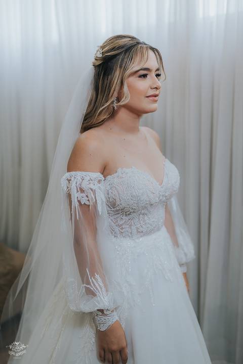 FOTOS RETRATO NOIVA MAKING OF
FOTOS MAKING OF NOIVA
FOTOS NOIVA COM VESTIDO CASAMENTO'