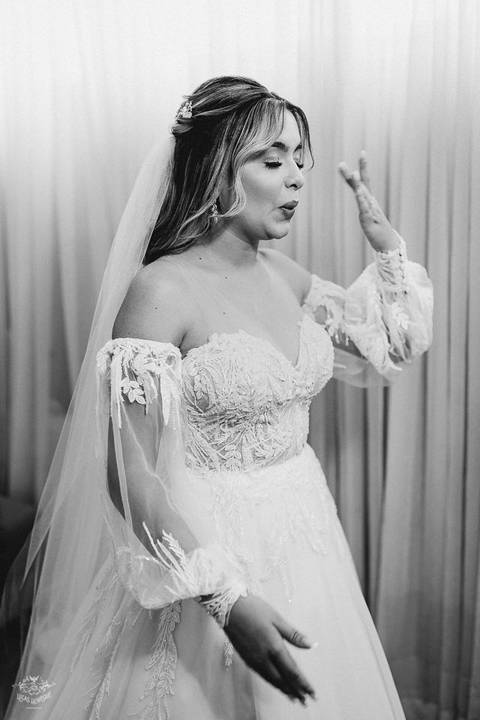 FOTOS RETRATO NOIVA MAKING OF
FOTOS MAKING OF NOIVA
FOTOS NOIVA COM VESTIDO CASAMENTO'