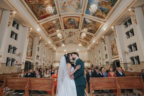 FOTOS CASAMENTO IGREJA NOSSA SENHORA DO CARMO EM BETIM'