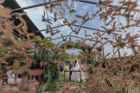 FOTOS CERIMONIA CASAMENTO DE DIA A CASA GIARDINI CONFINS'