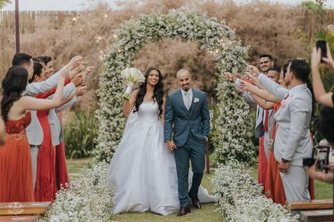 FOTOS CERIMONIA CASAMENTO DE DIA A CASA GIARDINI CONFINS'