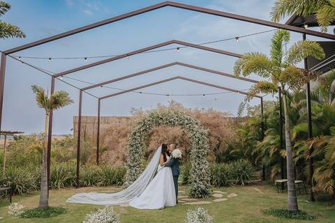 FOTOS CERIMONIA CASAMENTO DE DIA A CASA GIARDINI CONFINS'