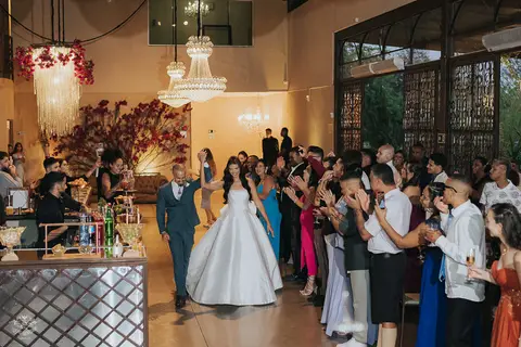 FOTOS FESTA DE CASAMENTO A CASA GIARDINI CONFINS'