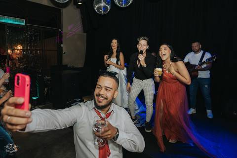 FOTOS FESTA DE CASAMENTO A CASA GIARDINI CONFINS'