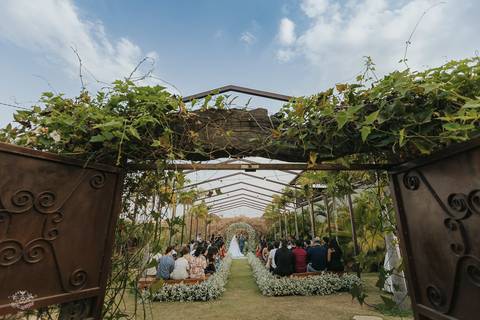 FOTOS CASAMENTO DE DIA A CASA GIARDINI CONFINS'