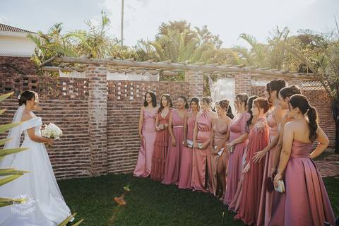 FIRST LOOK MADRINHAS DE CASAMENTO'