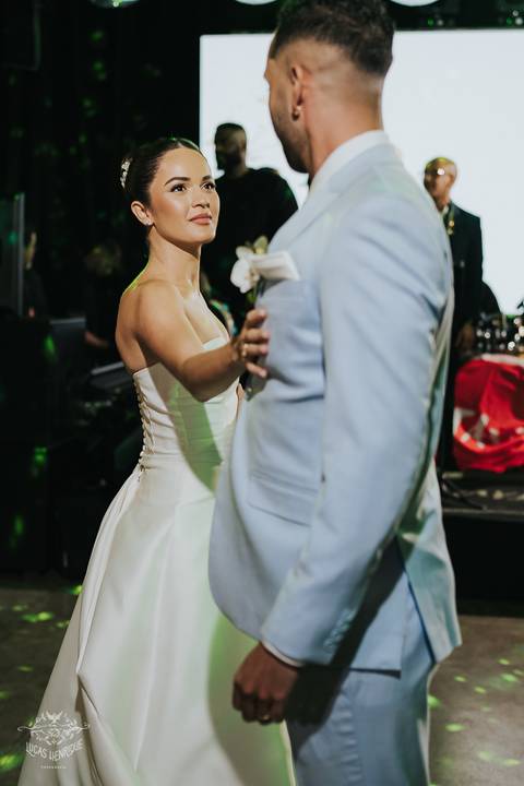 FOTOS  FESTAS CASAMENTO BEATRIZ E VICTOR - A CASA GIARDINI'