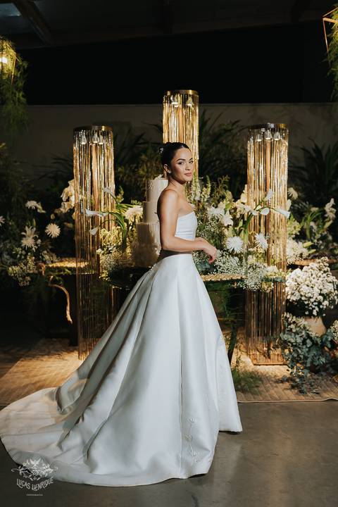 FOTOS  FESTAS CASAMENTO BEATRIZ E VICTOR - A CASA GIARDINI'