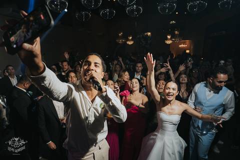 FOTOS  FESTAS CASAMENTO BEATRIZ E VICTOR - A CASA GIARDINI'