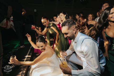 FOTOS  FESTAS CASAMENTO BEATRIZ E VICTOR - A CASA GIARDINI'