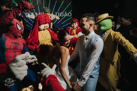 FOTOS  FESTAS CASAMENTO BEATRIZ E VICTOR - A CASA GIARDINI'