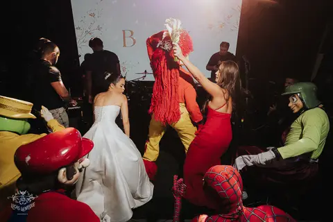 FOTOS  FESTAS CASAMENTO BEATRIZ E VICTOR - A CASA GIARDINI'