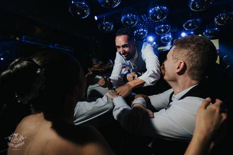 FOTOS  FESTAS CASAMENTO BEATRIZ E VICTOR - A CASA GIARDINI'