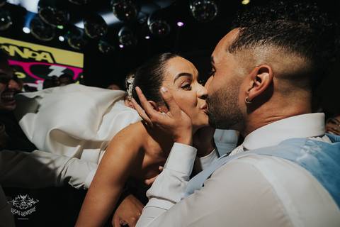 FOTOS  FESTAS CASAMENTO BEATRIZ E VICTOR - A CASA GIARDINI'