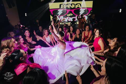 FOTOS  FESTAS CASAMENTO BEATRIZ E VICTOR - A CASA GIARDINI'