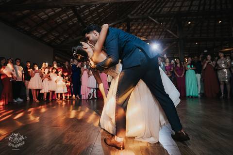 FOTOS FESTA CASAMENTO ESPACO SANCTUARIUM BETIM MG'