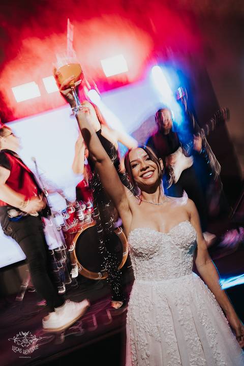 FOTOS FESTA CASAMENTO ESPACO SANCTUARIUM BETIM MG'