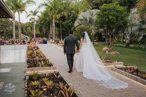 FOTOS CASAMENTO ESPACO SANCTUARIUM BETIM MG'