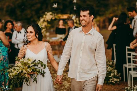 SAIDA DOS NOIVOS DO CASAMENTO'