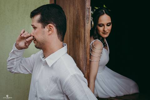 PRIMEIRO TOQUE DOS NOIVOS ANTES DO CASAMENTO EMOCIONANTE'