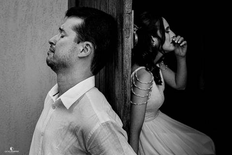 PRIMEIRO TOQUE DOS NOIVOS ANTES DO CASAMENTO EMOCIONANTE'