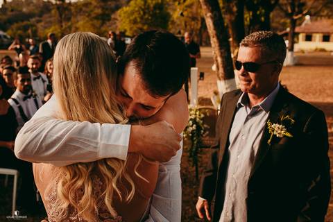 ENTRADA DO NOIVO EMOCIONANTE VILLA KALENA EM BETIM/MG'