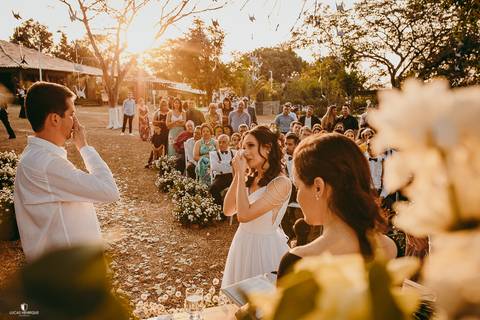 CASAMENTO EMOCIONANTE'