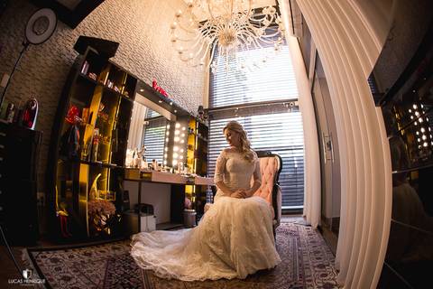 FOTOS DA NOIVA PRONTA PARA O CASAMENTO'