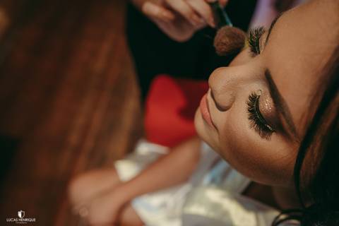 FOTOS DA NOIVA PASSANDO BRUSH '