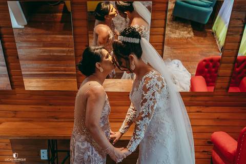 FOTOS DA NOIVA COM A MAE NO DIA DO CASAMENTO'