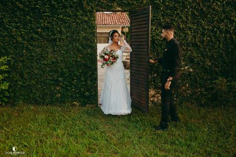 FOTOS DO PAI DA NOIVA A RECEBENDO PARA ENTRAR NO CASAMENTO'