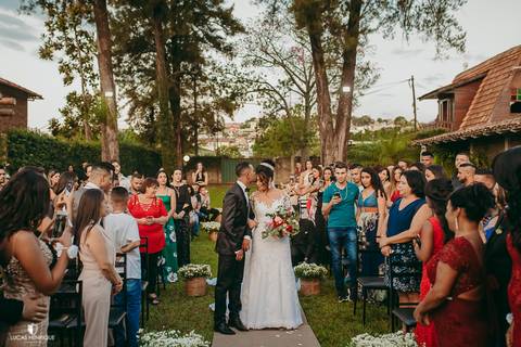 FOTOS DO NOIVO RECEBENDO A NOIVA NO SEU CASAMENTO'