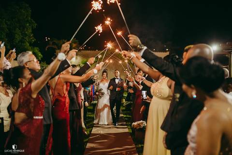 FOTOS DA SAIDA DOS NOVOS COM SPARKLES'