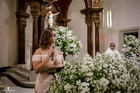 FOTOS DOS NOIVO SORRINDO NO CASAMENTO EM BELO HORIZONTE/MG'