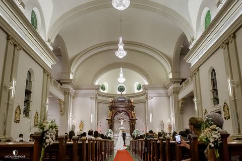 FOTOS DE CASAMENTO NA Capela do Colégio Sagrado Coração de Jesus - Belo Horizonte/MG'