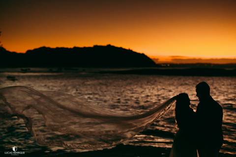 ENSAIO POS WEDDING NA PRAIA-
ENSAIO POS WEDDING EM BUZIOS RIO DE JANEIRO'