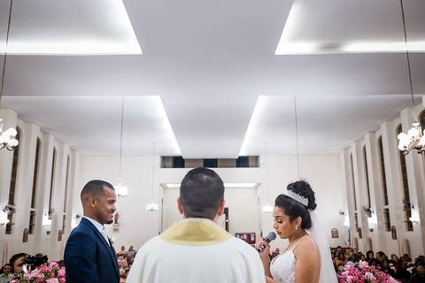 FOTOS CASAMENTO NA MATRIZ DE CONTAGEM'