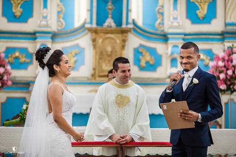 FOTOS CASAMENTO NA MATRIZ DE CONTAGEM'