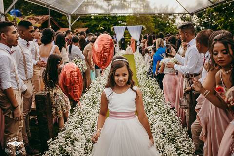 ENTRADA DOS PAGEM NO CASAMENTO'
