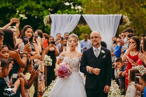 ENTRADA DA NOIVA EMOCIONANTE'