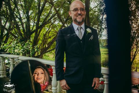 FOTOS DA NOIVA NO CARRO'