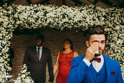 FOTOS DO NOIVO CHORANDO NO CASAMENTO'