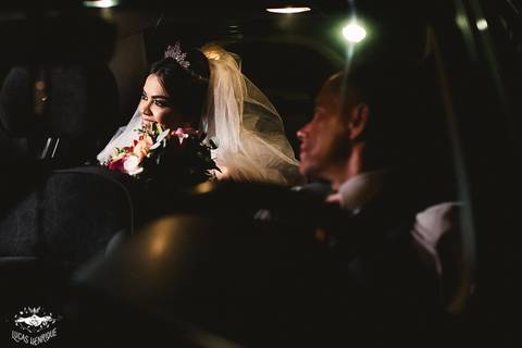 FOTOS DA NOIVA NO CARRO EM IBIRITE'