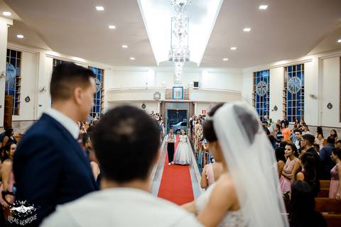 FOTOS DA ENTRADA DAS DAS ALIANÇAS NA MATRIZ DE IBIRITE'