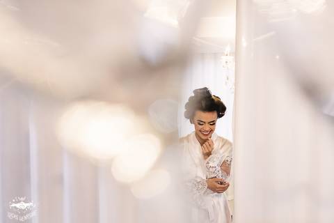 FOTOS DE MAKING OF DA NOIVA NO ESPAÇO ANA FERNANDA MAKE UP EM IBIRITE'