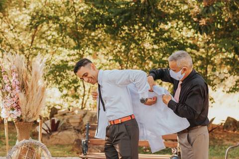 fotos making of noivo bombeiro casamento de dia'