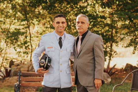 fotos making of noivo bombeiro casamento de dia'