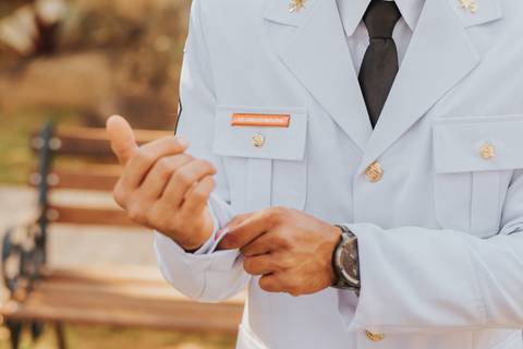 fotos making of noivo bombeiro casamento de dia'