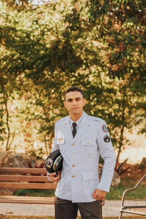 fotos making of noivo bombeiro casamento de dia'