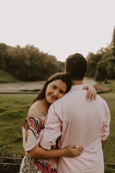 Inspiração Ensaio Casal Pré wedding no campo;'
